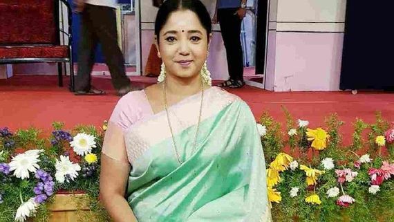 ಒಂದು ಕಾಲದ ಸ್ಟಾರ್ ನಟಿ ಇಂದು ಬೀದಿ-ಬೀದಿಯಲ್ಲಿ ಸೋಪು ಮಾರುತ್ತಿದ್ದಾರೆ!