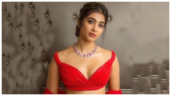 ನಟಿ ಪೂಜಾ ಹೆಗ್ಡೆಗೆ ಬೆದರಿಕೆ: ಅಳಲು ತೋಡಿಕೊಂಡ ನಟಿ!