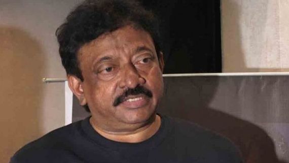 ಪುರುಷರ ಬೆತ್ತಲೆ ಫೋಟೊವನ್ನು ಮಹಿಳೆಯರು ನೋಡಲು ಇಷ್ಟ ಪಡುತ್ತಾರಾ? ಸಮೀಕ್ಷೆಗೆ ಇಳಿದ RGV!