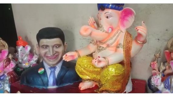 ಪುನೀತ್ ರಾಜ್‌ಕುಮಾರ್ ಹೆಗಲ ಮೇಲೆ ಕೈ ಹಾಕಿ ನಿಂತ ಗಣೇಶ!