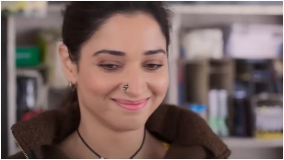 ಮೆಡಿಕಲ್ ಶಾಪ್‌ನಲ್ಲಿ 2 ಪ್ಯಾಕೇಟ್ ಕಾಂಡೋಮ್ ಕೇಳಿದ ಮಿಲ್ಕಿ ಬ್ಯೂಟಿ ತಮನ್ನಾ! 