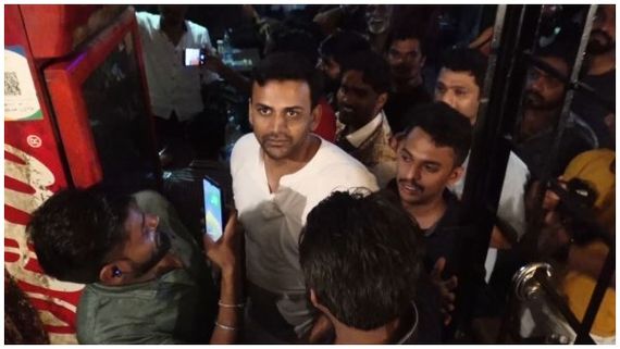 ಲೋಕಲ್ ಬಾರ್‌ಗೆ ಹೋದ ಧನಂಜಯ್‌ಗೆ ಕ್ರೇಜಿ ಫ್ಯಾನ್ಸ್ ಅಟ್ಯಾಕ್: ಮುಂದೆ ಆಗಿದ್ದೇನು?