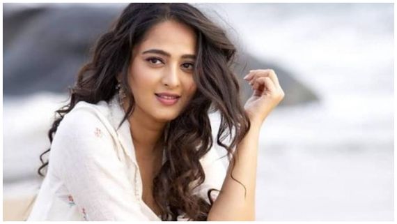 ನಲವತ್ತರ ಹರೆಯದಲ್ಲಿ ಸರೋಗಸಿಗೆ ಮನಸ್ಸು ಮಾಡಿದ್ರಾ ಅನುಷ್ಕಾ ಶೆಟ್ಟಿ? 