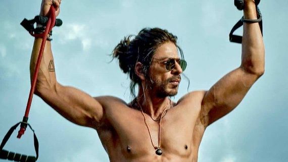 ಶಾರುಖ್ ಖಾನ್ ಕ್ರೇಜ್ ಶುರು, ವಿದೇಶದಲ್ಲಿ ದಾಖಲೆಯ ಅಡ್ವಾನ್ಸ್ ಬುಕಿಂಗ್!