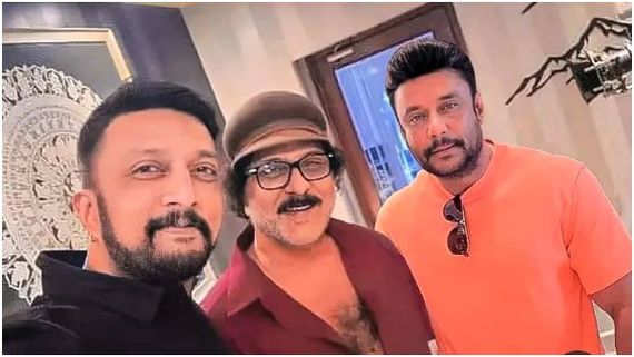 ಕ್ರೇಜಿ, ದಚ್ಚು ಜೊತೆ ಕಿಚ್ಚನ ಸೆಲ್ಫಿ: ಜೂಮ್ ಮಾಡಿ.. ಜೂಮ್ ಮಾಡಿ ನೋಡ್ತಿದ್ದಾರೆ ಫ್ಯಾನ್ಸ್! 