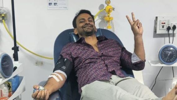 ರಕ್ತದಾನ ಮಾಡಿ ಒಂದೊಳ್ಳೆ ಸಂದೇಶ ಕೊಟ್ಟ ನಟ ಡಾಲಿ ಧನಂಜಯ್ 