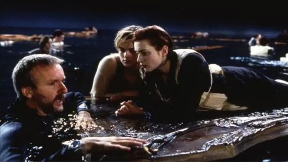 ಟೈಟ್ಯಾನಿಕ್: 25 ವರ್ಷಗಳ ಬಳಿಕ ಆ ಅನುಮಾನಕ್ಕೆ ಉತ್ತರ ನೀಡಿದ ನಿರ್ದೇಶಕ