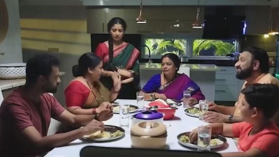 Bhagya Lakshmi: ಇದ್ದರೆ ಇರಬೇಕಂತೆ ಕುಸುಮಾರಂತಹ ಅತ್ತೆ: ಭಾಗ್ಯಲಕ್ಷ್ಮಿ ಧಾರಾವಾಹಿಗೆಯ ಅತ್ತೆಗೆ ಮೆಚ್ಚುಗೆ