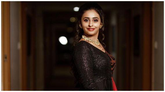  Sanjana Burli: ಬೇಸರ, ಒತ್ತಡ, ಗೊಂದಲಗಳಿಗೆ ಒಂದೇ ಪರಿಹಾರ ಎಂದ ಪುಟ್ಟಕ್ಕನ ಮಗಳು
