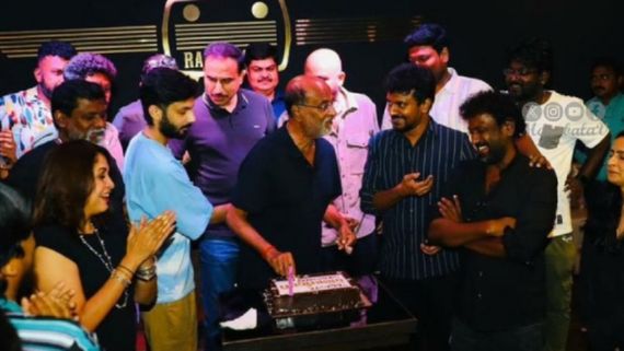 ಕೊನೆಗೂ ಕೇಕ್ ಕಟ್ ಮಾಡಿ, ತಂಡದ ಜೊತೆಗೆ ಜೈಲರ್ ಸಕ್ಸಸ್ ಸಂಭ್ರಮಿಸಿದ ರಜನಿಕಾಂತ್! 