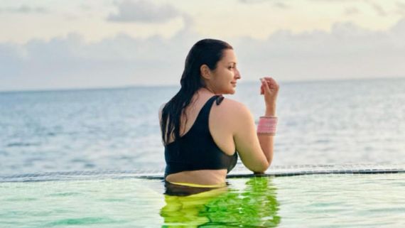 ಮಾಲ್ಡೀವ್ಸ್‌ನ ಬೋಲ್ಡ್ ಫೋಟೋ ಹಂಚಿಕೊಂಡು ಹನಿಮೂನ್ ಫೋಟೋವಲ್ಲ ಎಂದ ಪರಿಣಿತಿ ಚೋಪ್ರಾ!