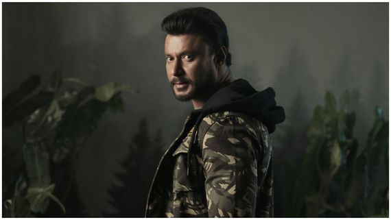 ಮಧ್ಯರಾತ್ರಿ ಅಭಿಮಾನಿಗಳಿಗೆ ಬಿಗ್ ಸರ್‌ಪ್ರೈಸ್: ದಿಢೀರ್ ಓಟಿಟಿಗೆ ಬಂತು ದರ್ಶನ್ ಸಿನಿಮಾ 