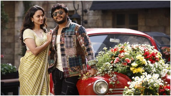 ಸೋಶಿಯಲ್ ಮೀಡಿಯಾದಲ್ಲಿ ಧೂಳೆಬ್ಬಿಸಿದ ಗೋಲ್ಡನ್ ಸಾಂಗ್; 