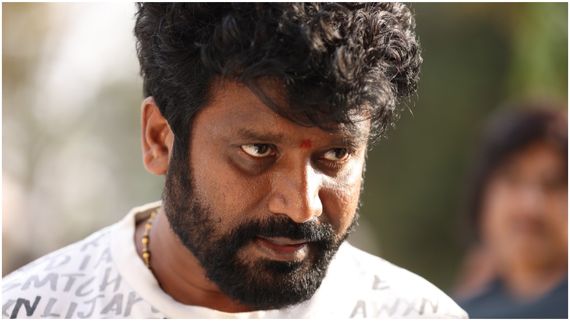 ಇಂಗ್ಲೀಷ್‌ನಲ್ಲಿ ದೊಡ್ಡದಾಗಿ ಸಿಗ್ನಲ್ ಕೊಟ್ಟ ಜೋಗಿ ಪ್ರೇಮ್; ಅಷ್ಟಕ್ಕೂ ಮ್ಯಾಟರ್ ಏನಂದ್ರೆ? 