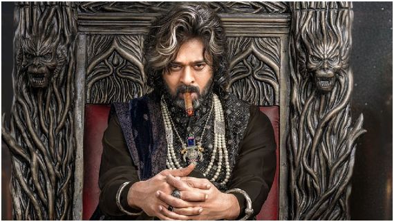 ತಾತನ ವೇಷದಲ್ಲಿ ಹೆದರಿಸಲು ಬಂದ ಪ್ರಭಾಸ್; ಯಾಕೀ ಹೊಸ ಅವತಾರ