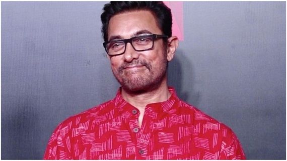  ನಾಯಕಿಯರ ಕೈ ಮೇಲೆ ಉಗುಳುವುದ್ಯಾಕೆ ಆಮೀರ್ ಖಾನ್? ಏನಿದು ವಿಚಿತ್ರ ಅಭ್ಯಾಸ? 