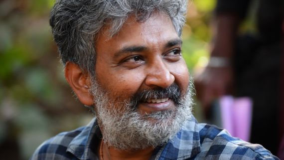 ಬಹಳ ಭಯ ಆಗಿತ್ತು; ಆ ವಾಟ್ಸಪ್ ಗ್ರೂಪ್ ಕಹಿ ಅನುಭವ ಬಿಚ್ಚಿಟ್ಟ ನಿರ್ದೇಶಕ ರಾಜಮೌಳಿ