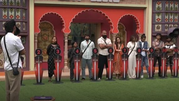 BBK 12:  ಬಿಗ್ ಬಾಸ್ ಮನೆಯಲ್ಲಿ ಯಾರು ನಂ 1? ಎರಡನೇ ಸ್ಥಾನಕ್ಕೆ ಕುಸಿದ ಗಿಲ್ಲಿ.. ಯಾರಿಗೆ ಯಾವ ಸ್ಥಾನ?