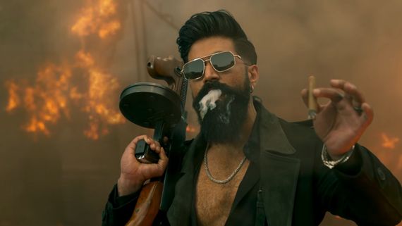 'ಟಾಕ್ಸಿಕ್‌'ಗೂ ಮುನ್ನ 'ಡ್ಯಾಡಿ ಈಸ್ ಹೋಮ್' ಡೈಲಾಗ್ ಆ ತಮಿಳು ಚಿತ್ರದಲ್ಲಿ ಬಳಸಿದ್ರಾ? 