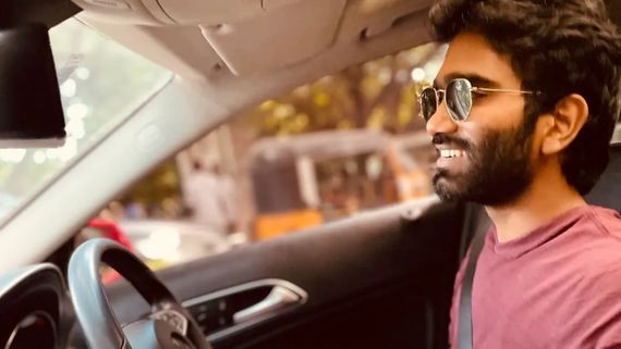 ಮೊದಲ ಚಿತ್ರಕ್ಕೆ ₹50 ಲಕ್ಷ ಸಂಭಾವನೆ.. 6ನೇ ಚಿತ್ರಕ್ಕೆ ₹25 ಕೋಟಿ ಡಿಮ್ಯಾಂಡ್; ಯುವನಟ ಜಾಕ್‌ಪಾಟ್ 