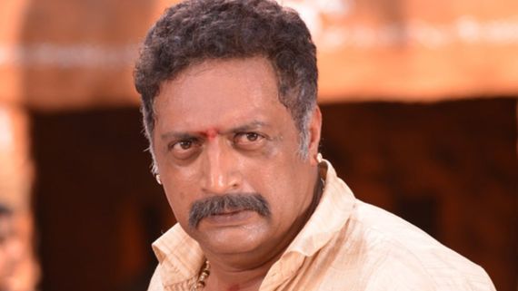 ಸಿನಿಮಾ ಸೆಟ್‌ನಲ್ಲಿ ಟೀ ಕೊಡುವವನಿಗೂ ನಟ ಪ್ರಕಾಶ್ ರಾಜ್‌ಗೂ ದೊಡ್ಡ ಜಗಳವಾಗಿತ್ತು!