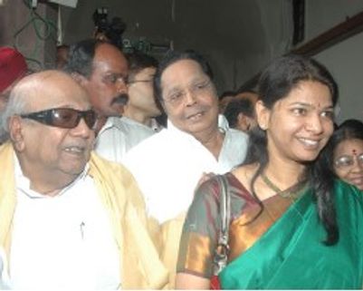 சீமான் படத்தில் கனிமொழி