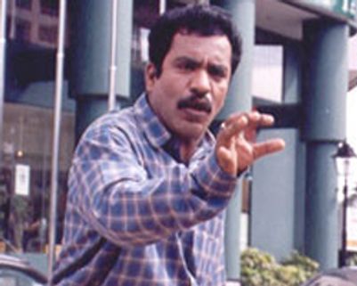 காமெடியன்களை மதிப்பதே இல்லை - சார்லி வருத்தம்