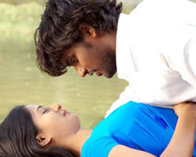 ஃ (அக்கு) - பட விமர்சனம்!!