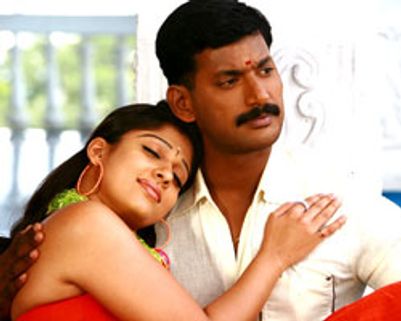 படப்பிடிப்பில் விபத்து: விஷாலுக்கு எலும்புமுறிவு