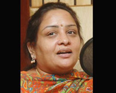 சுலக்ஷனாவை மிரட்டவில்லை-பைனான்சியர் மறுப்பு