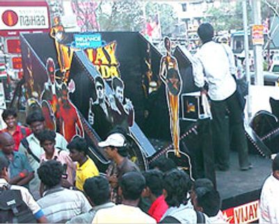 சிறந்த நடிகை யார்?- விஜய் அவார்ட்ஸ் ஓட்டெடுப்பு தொடக்கம்