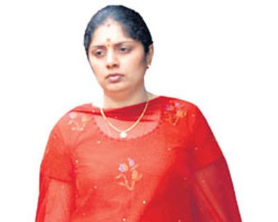 கிரகலட்சுமியின் வரதட்சணை கொடுமை புகார் பொய்-போலீஸ்