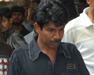 நான் கடவுள் ஓவர்!