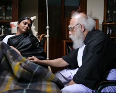 நயன், நமீதா, ரஜினிக்கு விருது