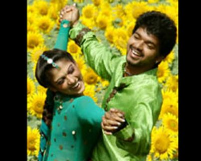 பாங்காக்கில் விஜய்- நயன்!