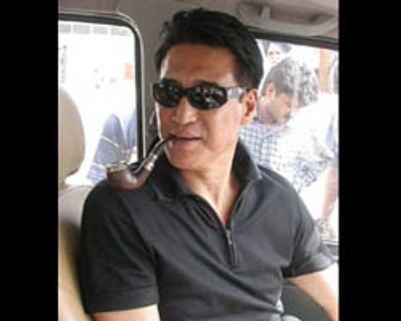 ரஜியினின் வில்லன் டேனி!