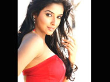 இது வீண் பழி! -அசின்