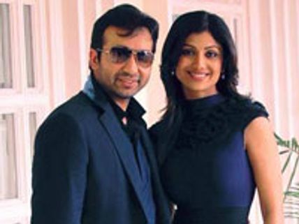 அக்டோபரில் ஷில்பா ஷெட்டி- ராஜ் குந்த்ரா திருமணம்!