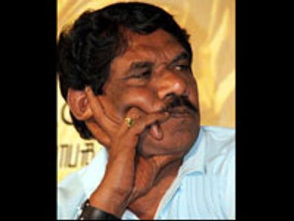 ஈழம்: 21ம் தேதி திரையுலகம் உண்ணாவிரதம்-'எழவு வீட்டில் ஓட்டா?'-பாரதிராஜா