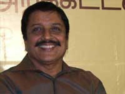 ஈழத் தமிழர் குழந்தைகளுக்கு சிவக்குமார் கல்வி உதவி