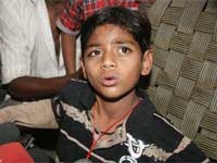 ஸ்லம்டாக் .. பட குழந்தை நடிகர் அசாருதீனுக்கு வீடு கிடைத்தது