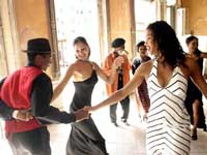 சென்னையில் வேகமாக பிரபலமாகும் சல்சா டான்ஸ் 