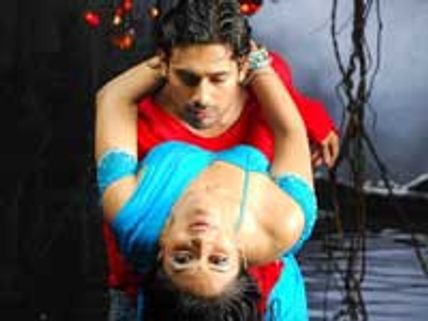 தமிழ்ப் படம் இப்போதைக்கு இல்லை!-ஏவிஎம்