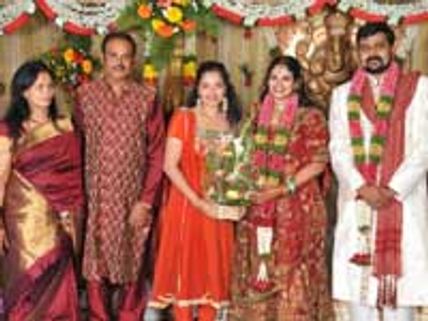 ஸ்டில்ஸ் ரவி மகள் திருமண வரவேற்பு