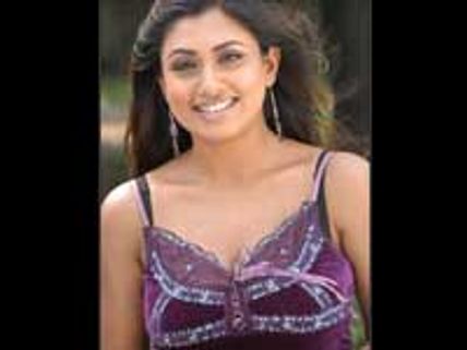 மாளுவுக்கு வயசு 30!