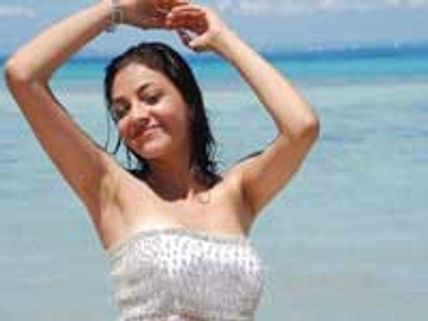 மோதி விளையாடு- விமர்சனம்