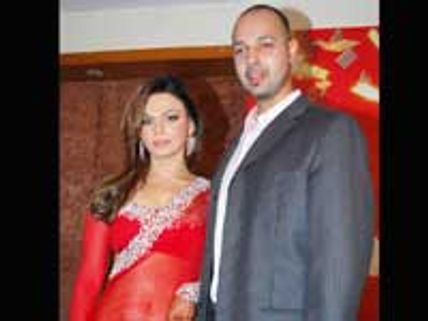 எனது முன்னாள் காதலரை மன்னித்து விட்டேன் - அம்மாவை மன்னிக்கவே மாட்டேன்: ராக்கி