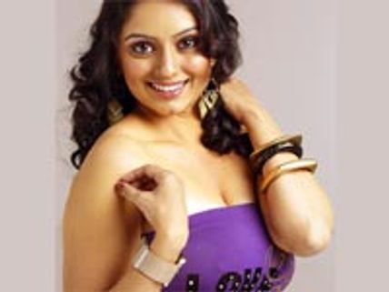 தமிழில் நடிப்பது குஷி - ஹேமமாலினி