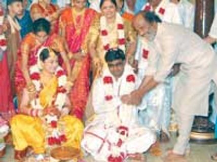 சோனியா விவாகரத்து-காரணம் ஆண்ட்ரியா?