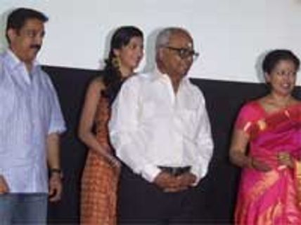 'உலக நாயகி ஸ்ருதி!'-பாலச்சந்தர் 